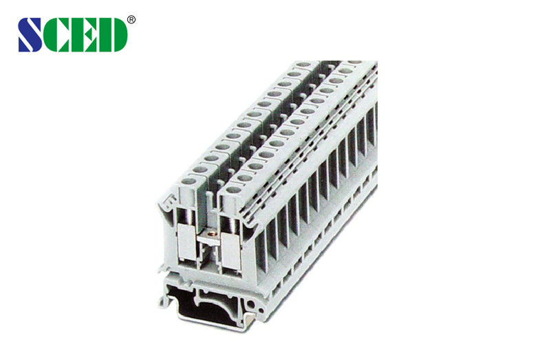 Facile à installer 16 mm2 Din Rail Terminal Block 800v / 76A Laiton 10 mm Longueur de décapage