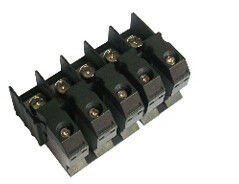Alimentation électrique par la perforation en laiton 15mm M5 de connecteurs du TB 85A