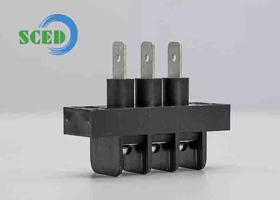 Bloc de connexion de barrière de 2 à 24 pôles comportant 2P à 24P Nombre de contacts conçus pour les connexions de circuits électriques